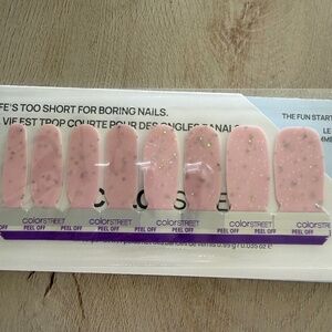 Color Street Nail Polish strips Pink Dewdrop pastels for spring